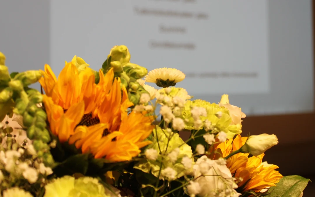 Luksiasta valmistuneet