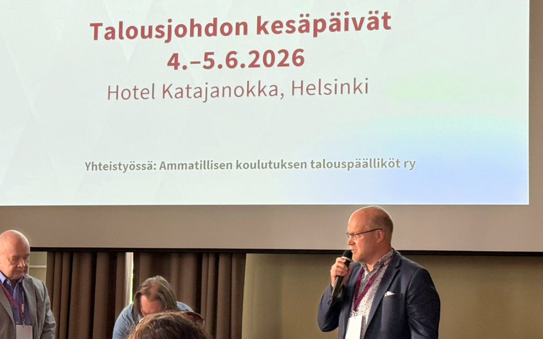 Talousjohdon kesäpäivillä katse tulevaisuuteen ja tiedolla johtamiseen